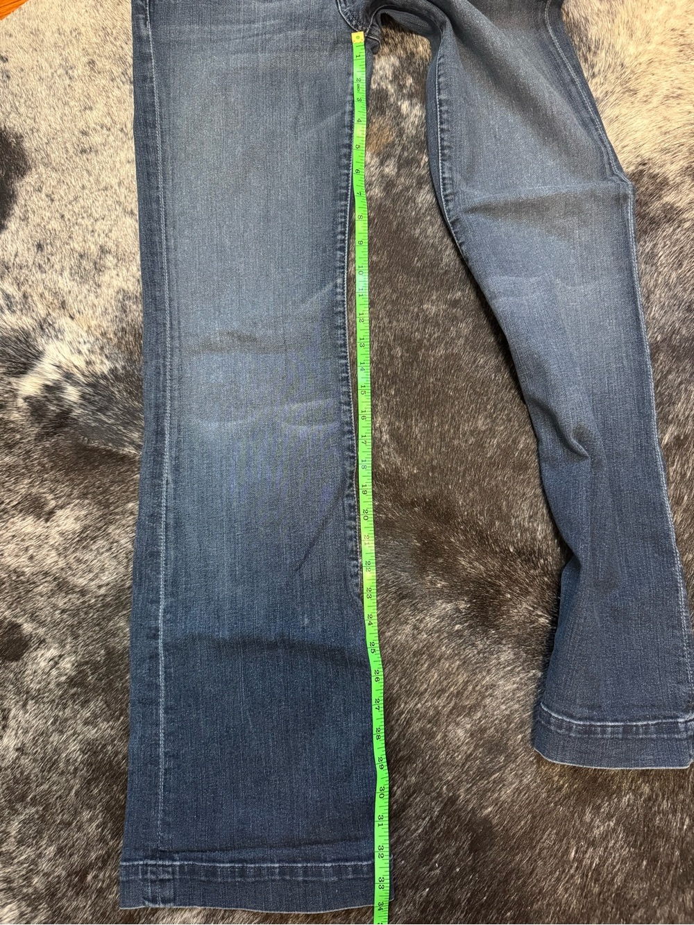 7 For All Mankind Dojo Jeans - Picture 9 of 12